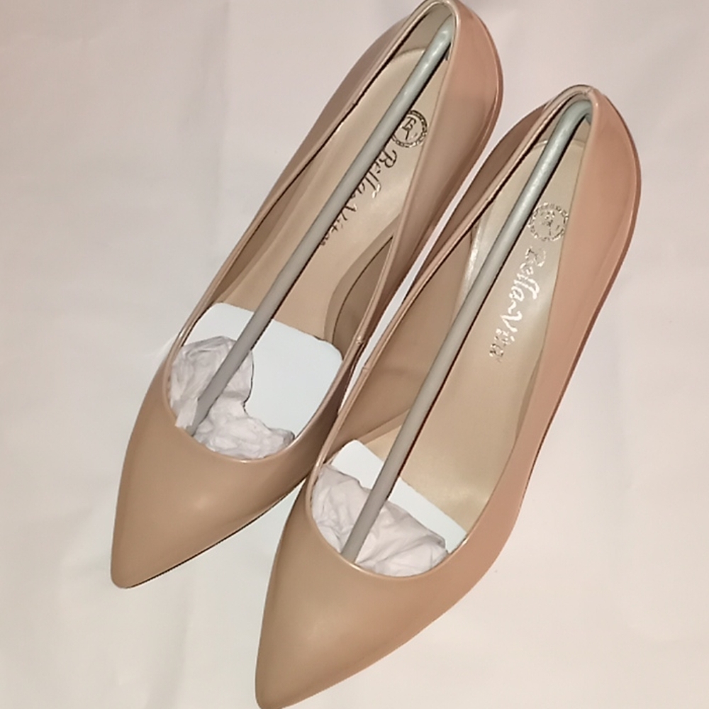 Bella Vita Define II Patent Leather Pumps Nude 9M - Picture 6 of 13